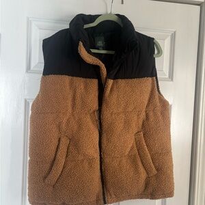 Wild Fable Black and Brown Vest